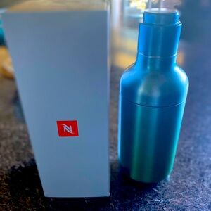 NIB Nespresso Barista shaker